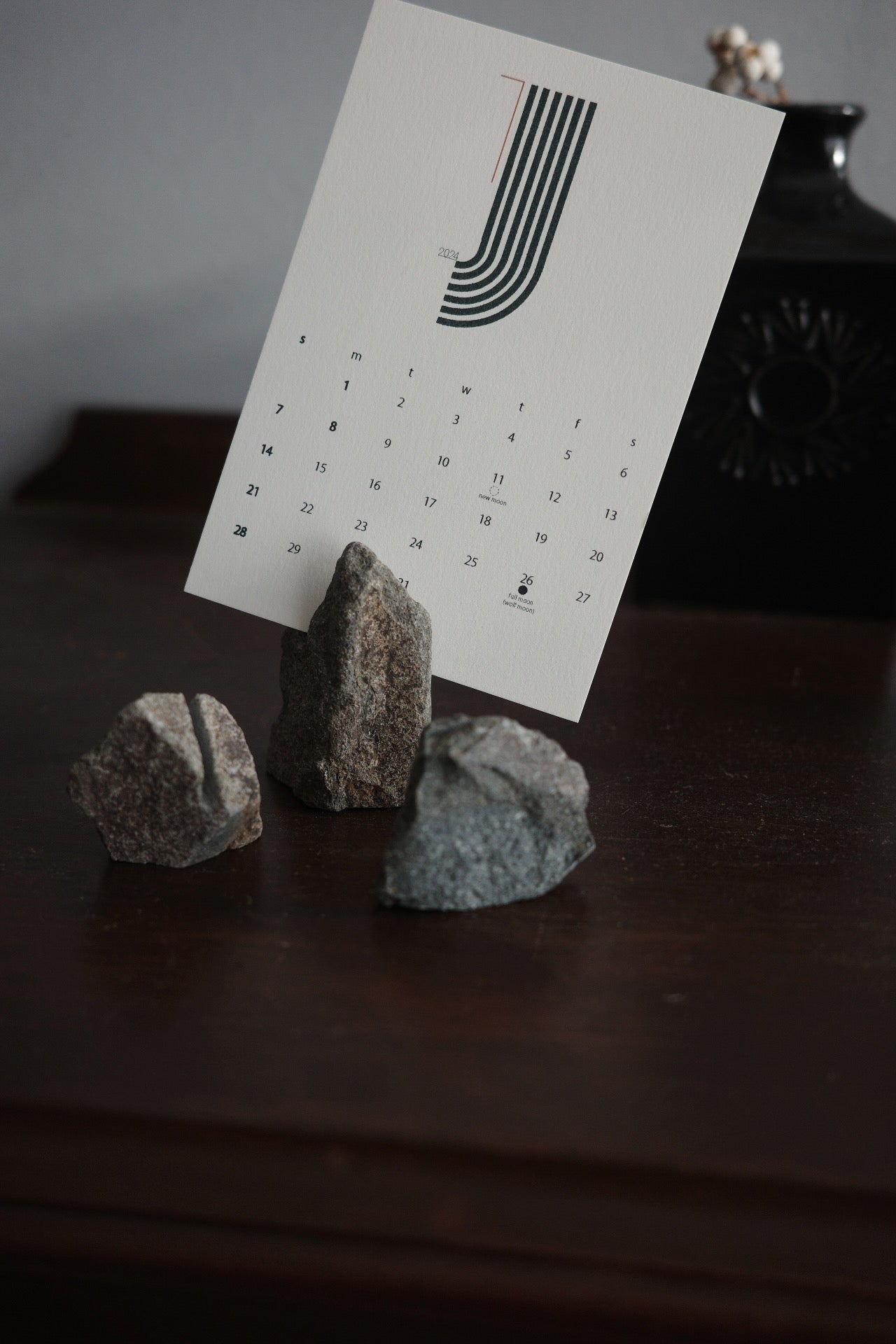 " time and self " calendar 専用 stone stand