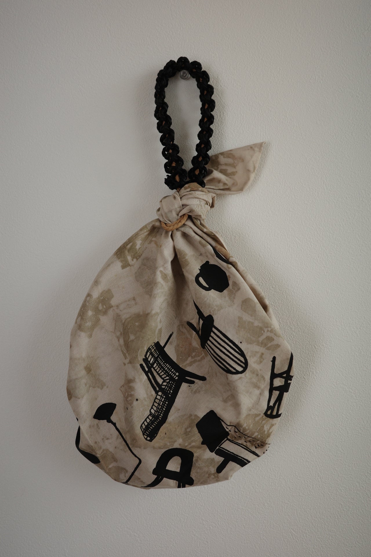 HUG me FUROSHIKI＿玉ねぎバンドルダイ