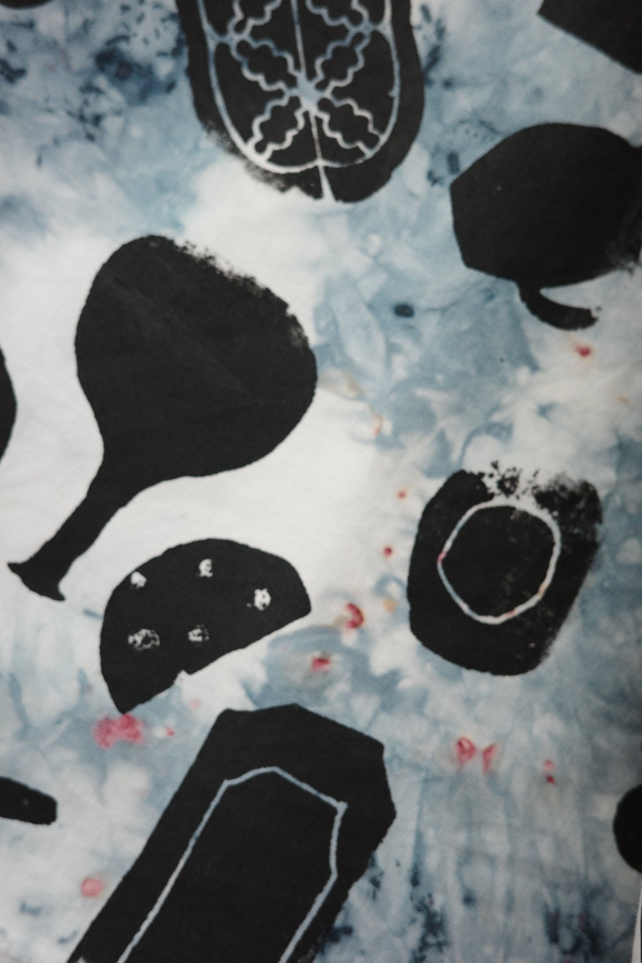 HUG me FUROSHIKI＿インド藍染め(柄) ×茜バンドルダイ